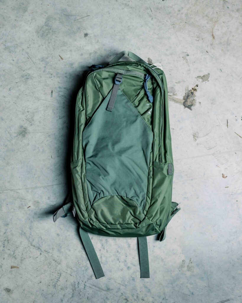 LONG-WALK-15L-CANOPY-GREEN-4X5